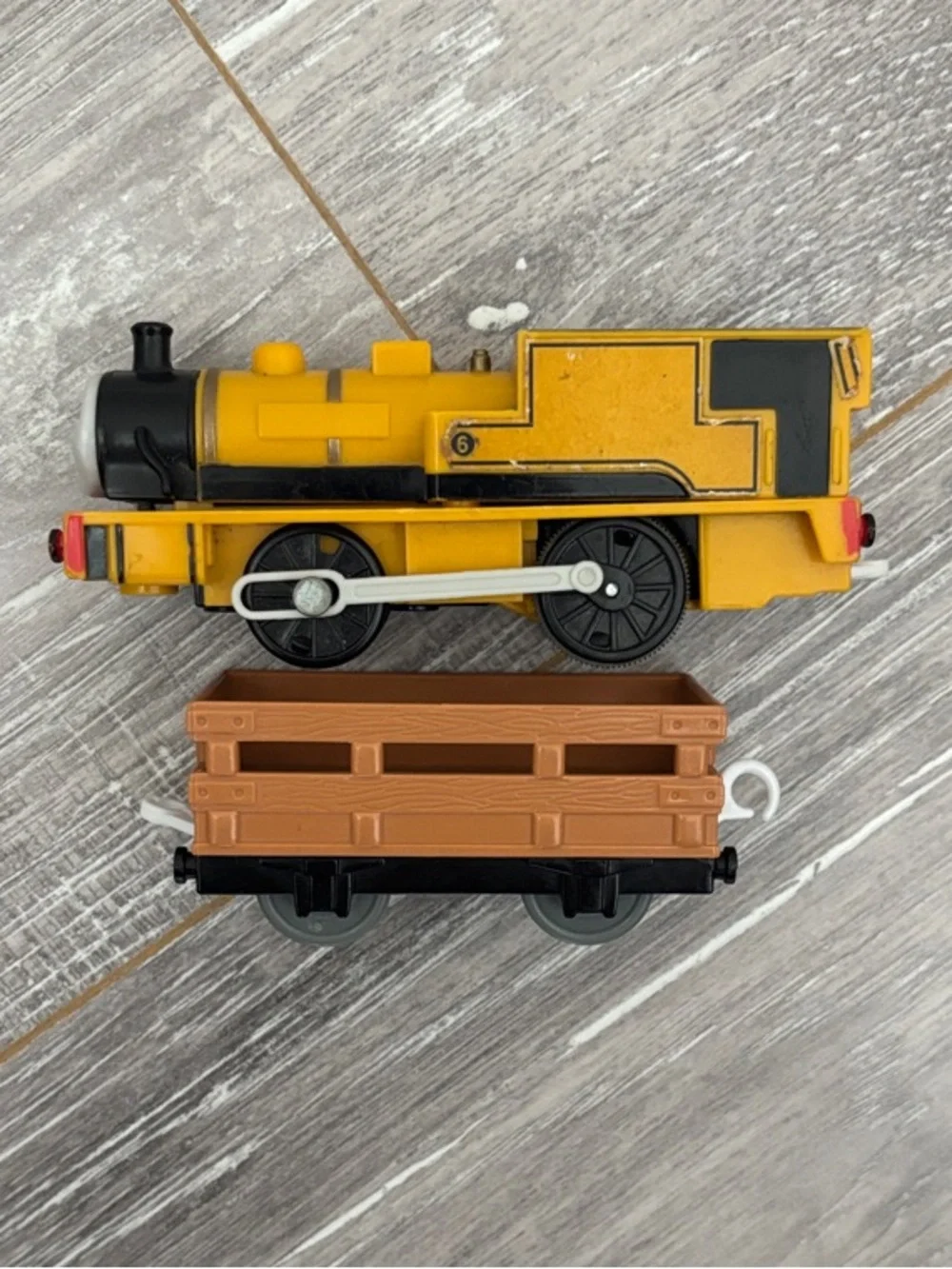 Motorized Duncan and Tender 2009 - Thomas & Friends